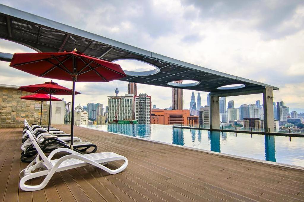 Premium Suites @ D'Majestic Place, Kl City Centre Kuala Lumpur Esterno foto